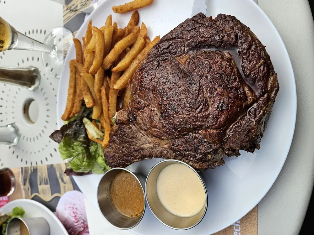 Côte de Bœuf Et Frites Maison
